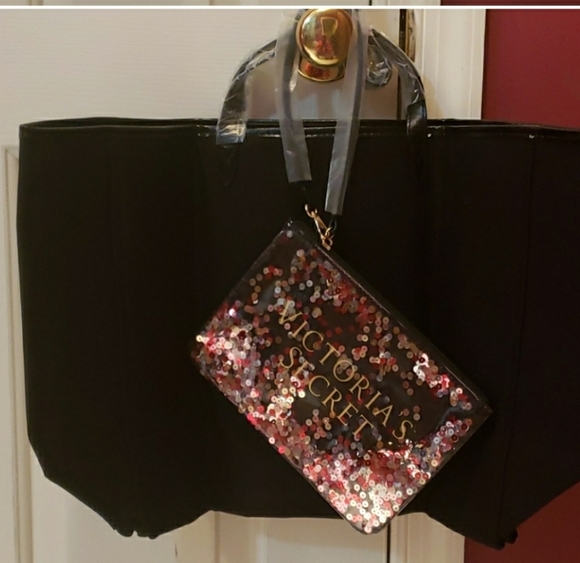 Pink Victoria Secret Wristlet - Picture 1 of 4